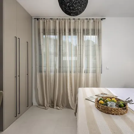 Villa Beautiful Leina With Heated Pool *