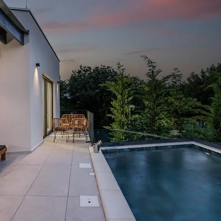 Beautiful Leina With Heated Pool * Pridraga